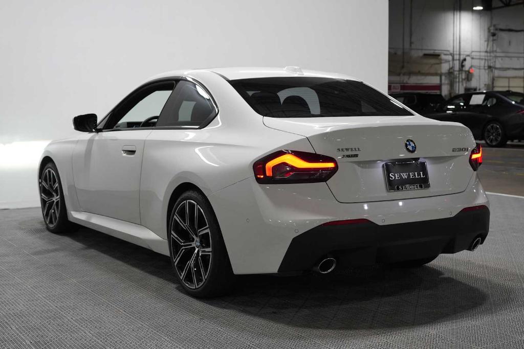 صورة 6 لـ 2023 BMW 230 I XDRIVE