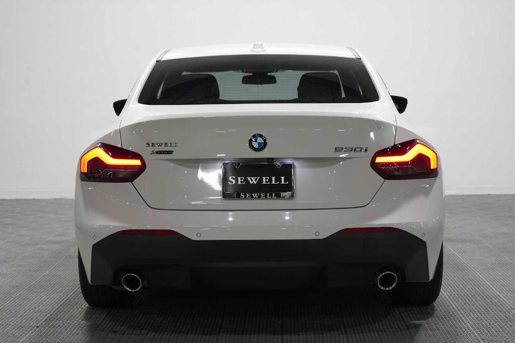 صورة 5 لـ 2023 BMW 230 I XDRIVE
