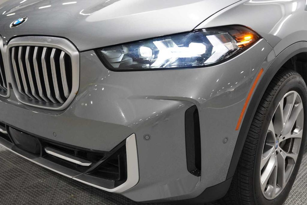 صورة 7 لـ 2024 BMW X5 XDRIVE40I