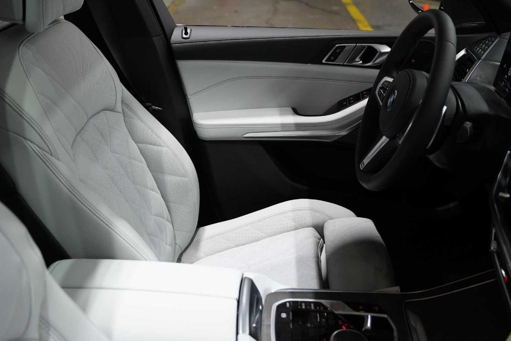 صورة 8 لـ 2026 BMW X5 SDRIVE40I