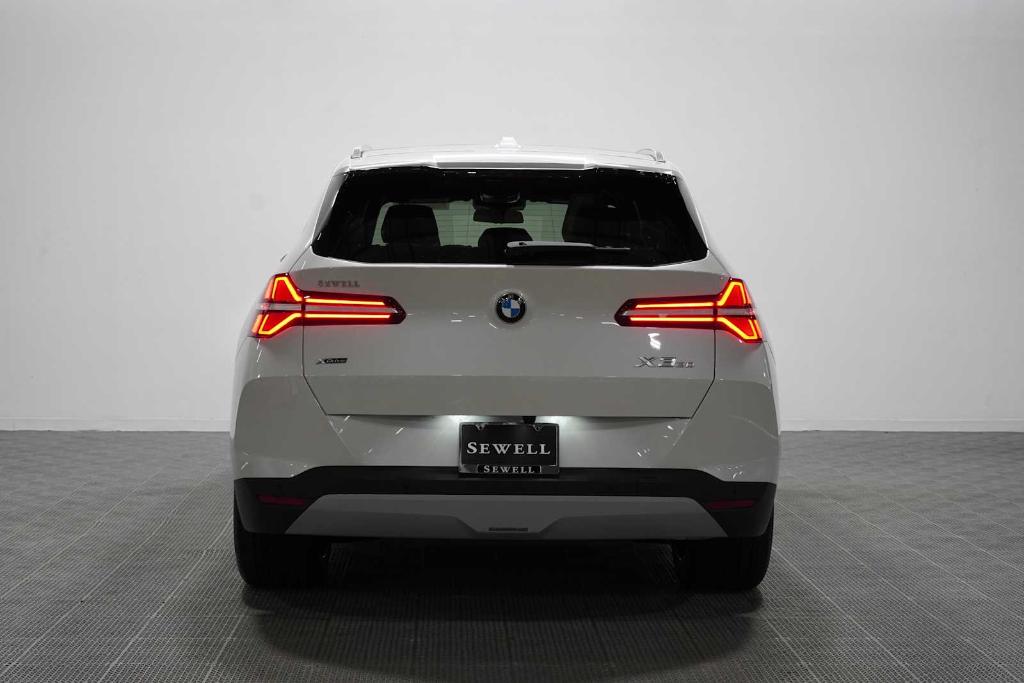 صورة 5 لـ 2026 BMW X3 30 XDRIVE