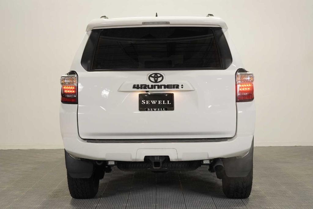 TOYOTA 4RUNNER - 5
