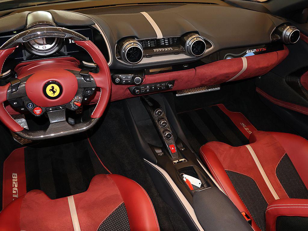 2021 Ferrari 812 GTS — миниатюра 81