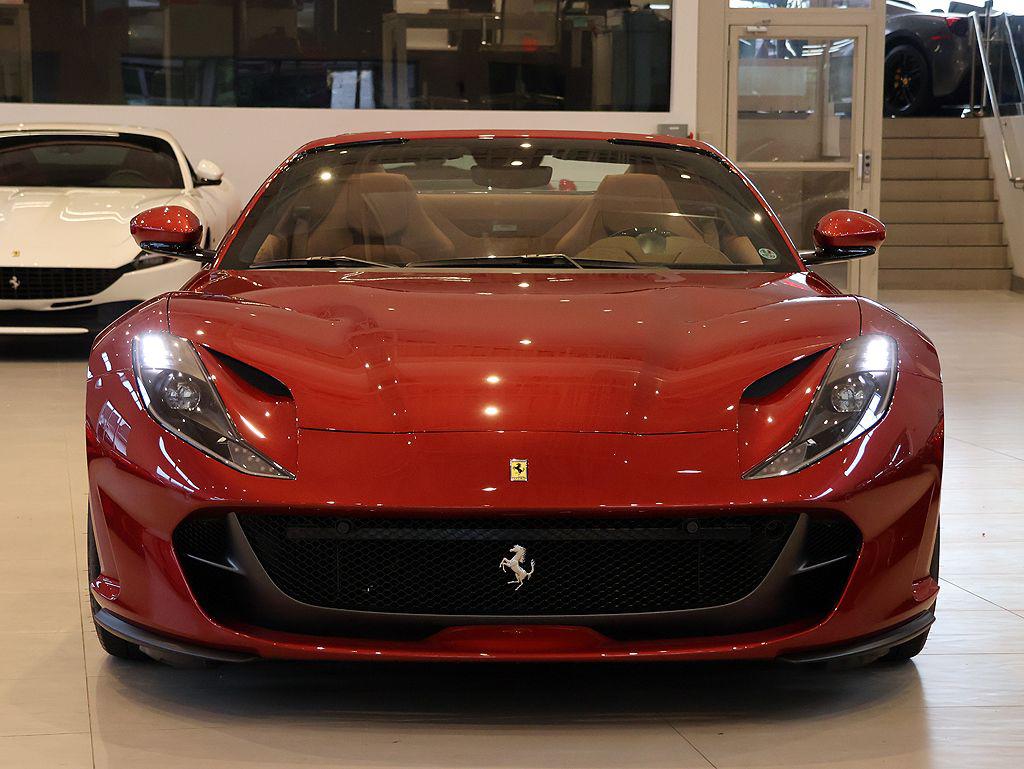 2023 Ferrari 812 GTS — миниатюра 27