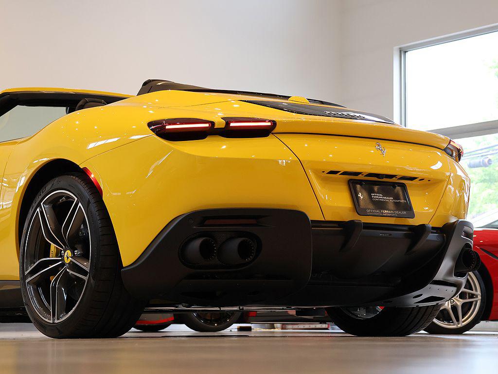 2025 Ferrari ROMA SPIDER BASE 缩略图 66