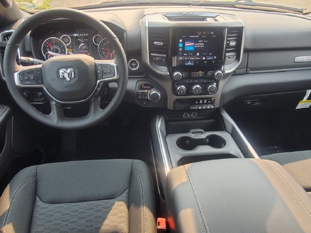 صورة مصغرة 24 لـ 2026 RAM 1500 BIG HORN
