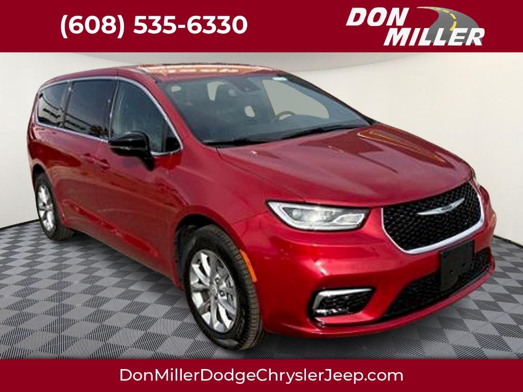 New 2026 Chrysler Pacifica Select AWD