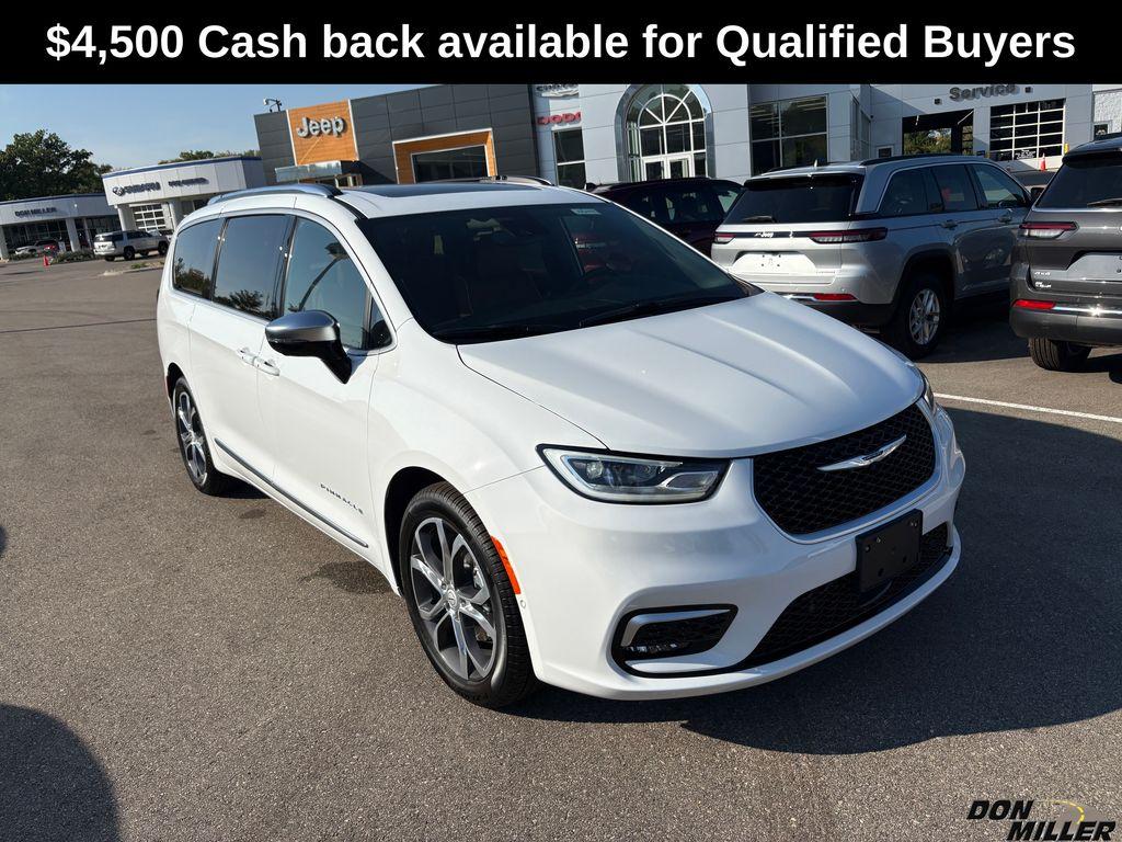 New 2026 Chrysler Pacifica Pinnacle