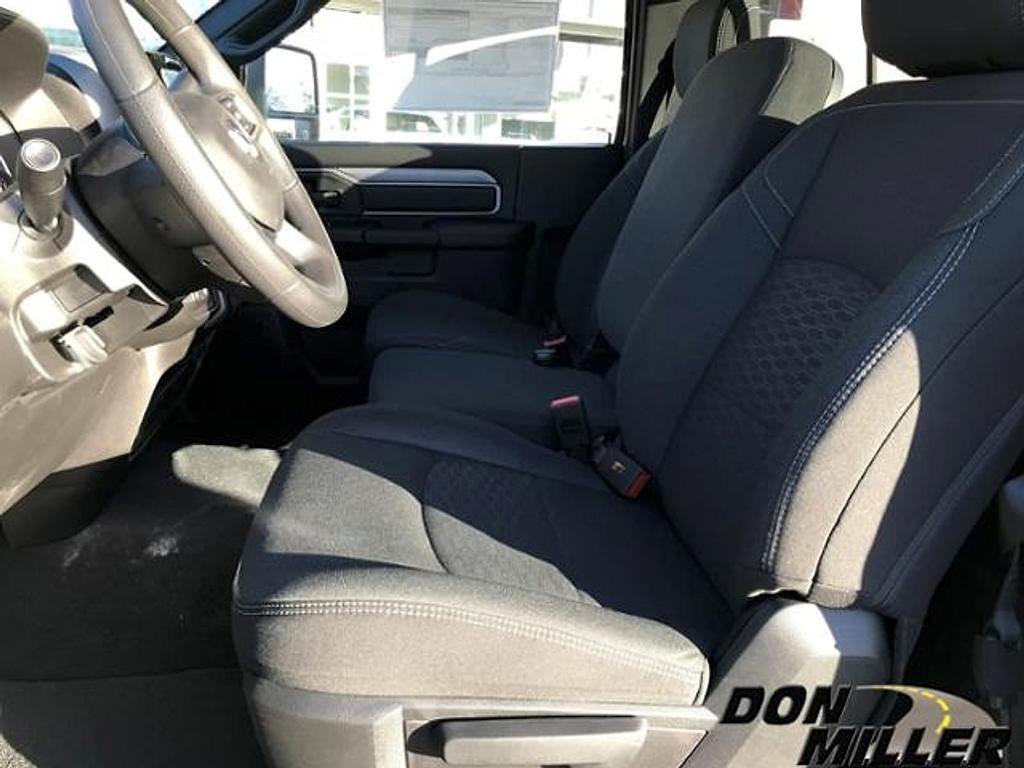2026 RAM 2500 TRADESMAN 缩略图 13