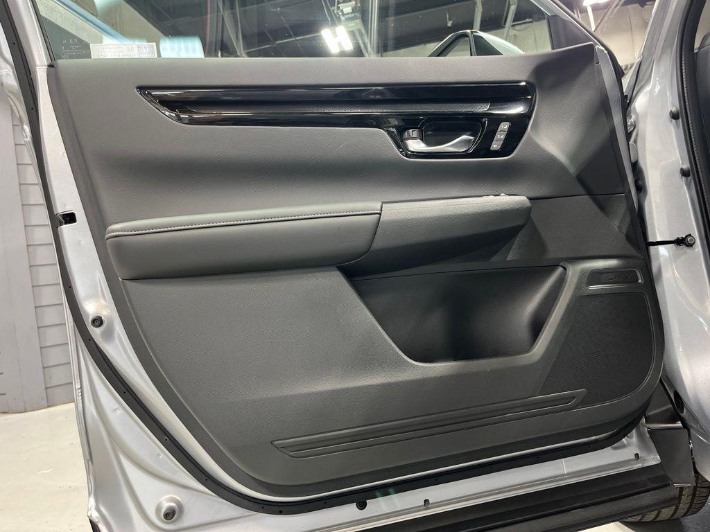 صورة 10 لـ 2026 Honda CR-V EX-L