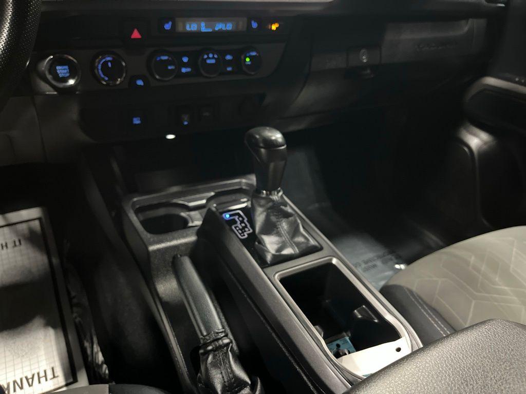 صورة مصغرة 31 لـ 2021 Toyota TACOMA TRD SPORT