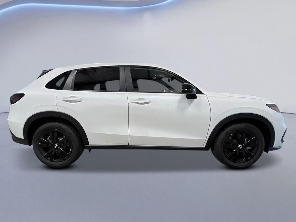 صورة 8 لـ 2027 Honda HR-V SPORT
