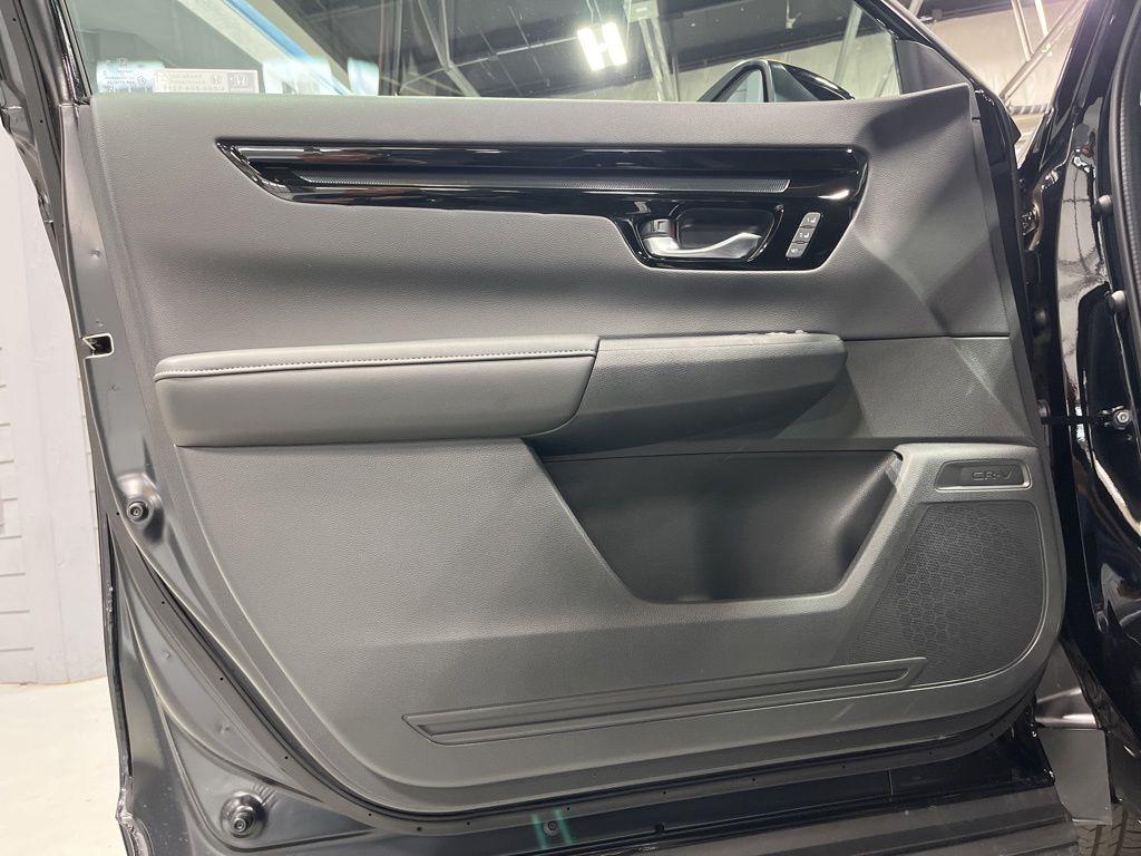 صورة 10 لـ 2026 Honda CR-V EX-L