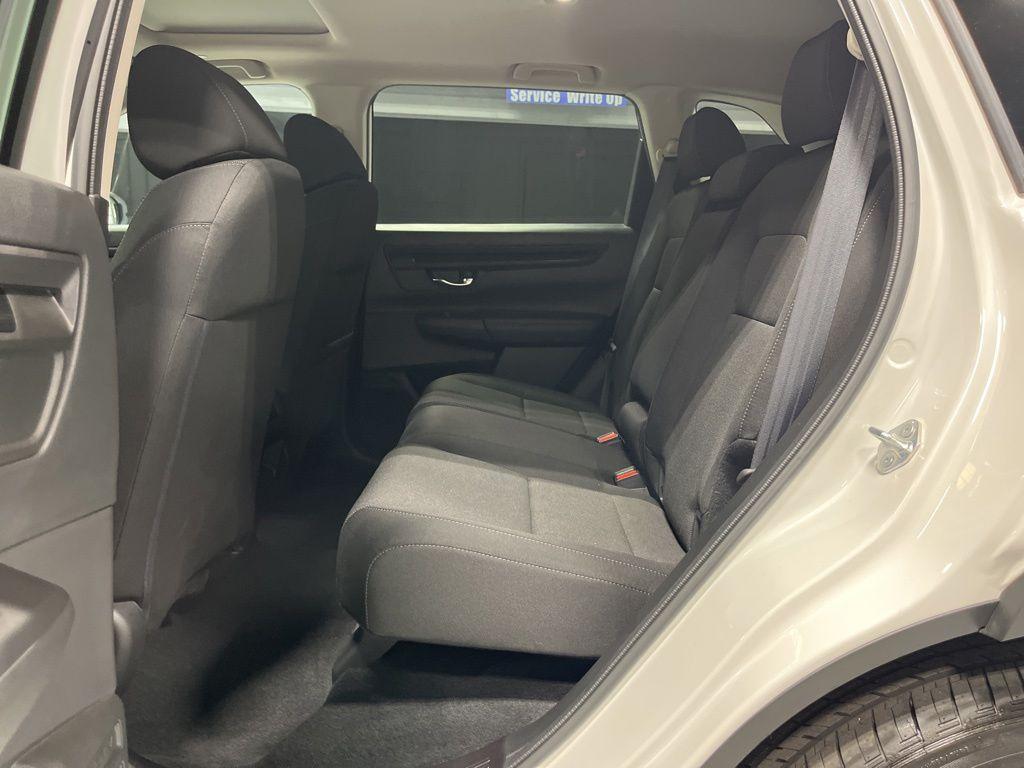 صورة مصغرة 30 لـ 2026 Honda CR-V EX