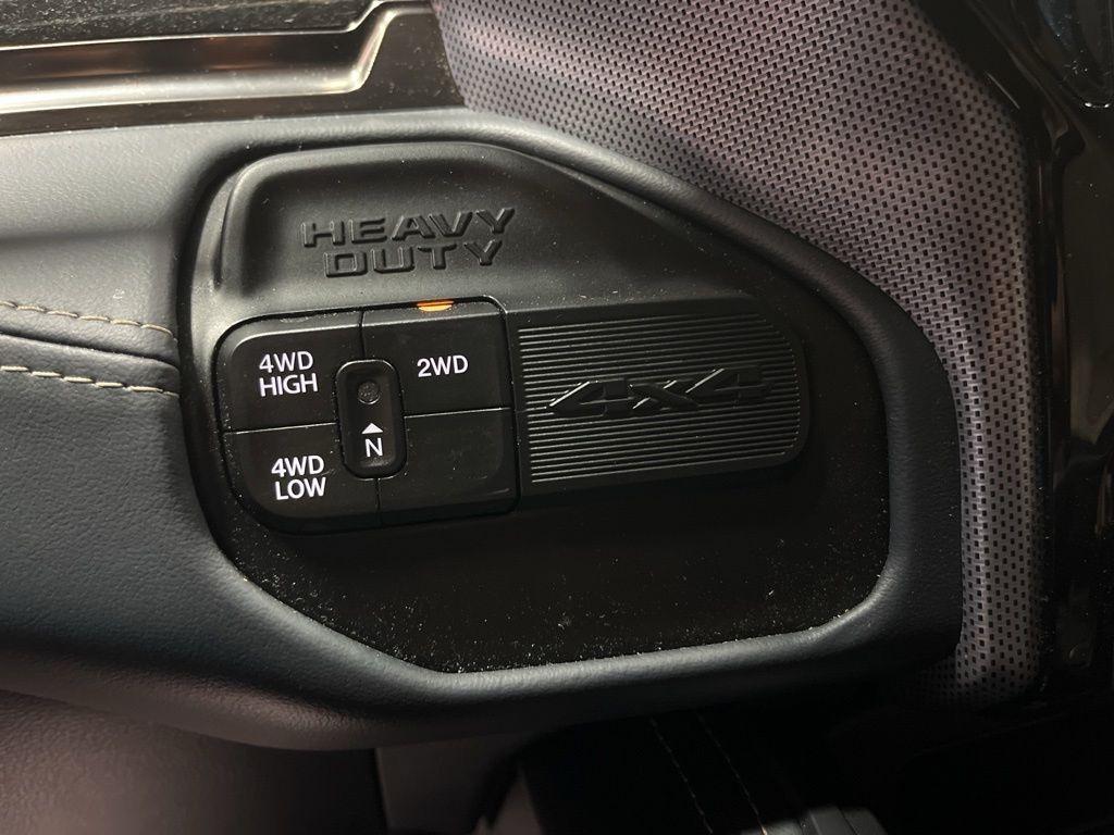 2023 RAM 2500 LIMITED 缩略图 33