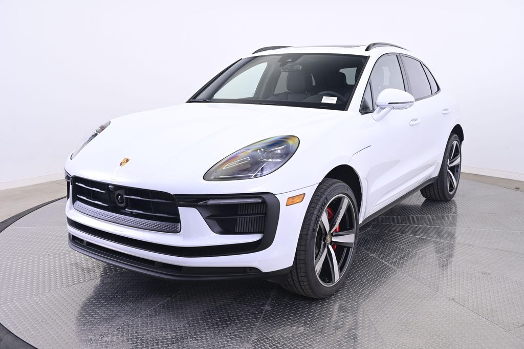 New 2026 Porsche Macan Macan