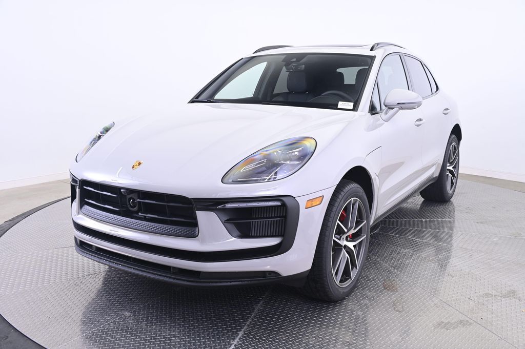 New 2026 Porsche Macan Macan