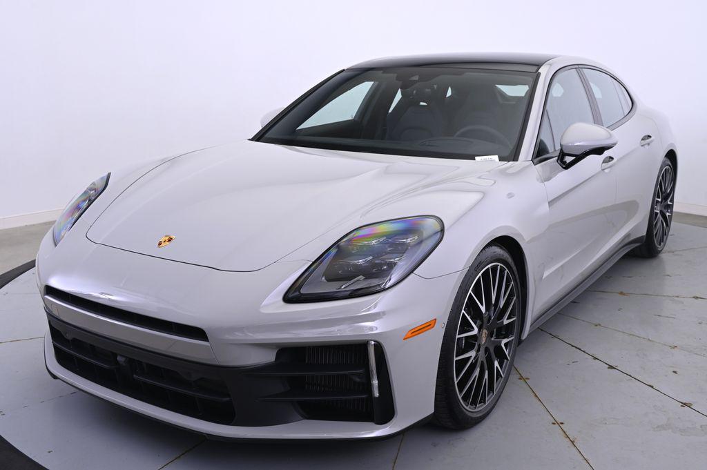 New 2026 Porsche Panamera