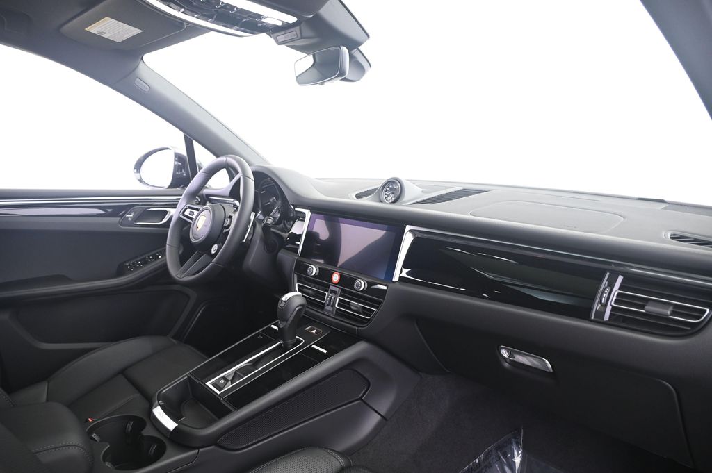 صورة مصغرة 22 لـ 2026 Porsche MACAN