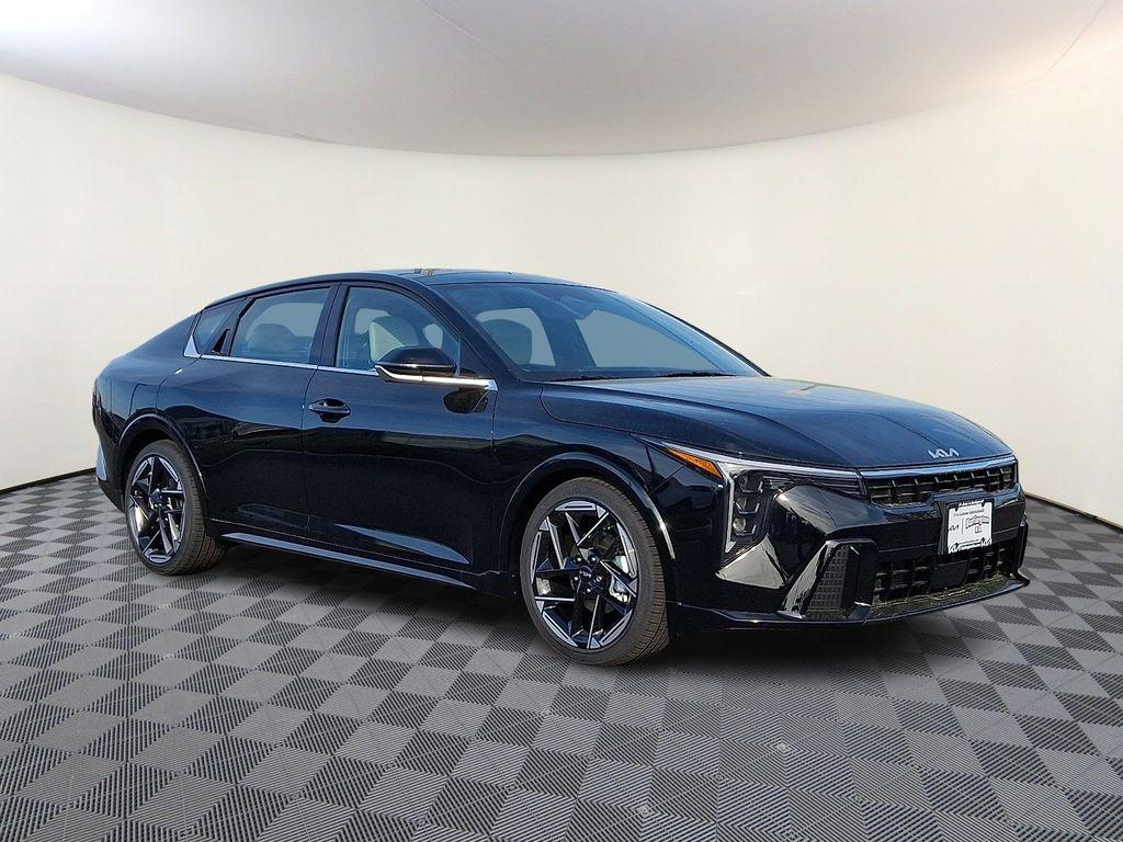 New 2026 Kia K4 GT-LINE