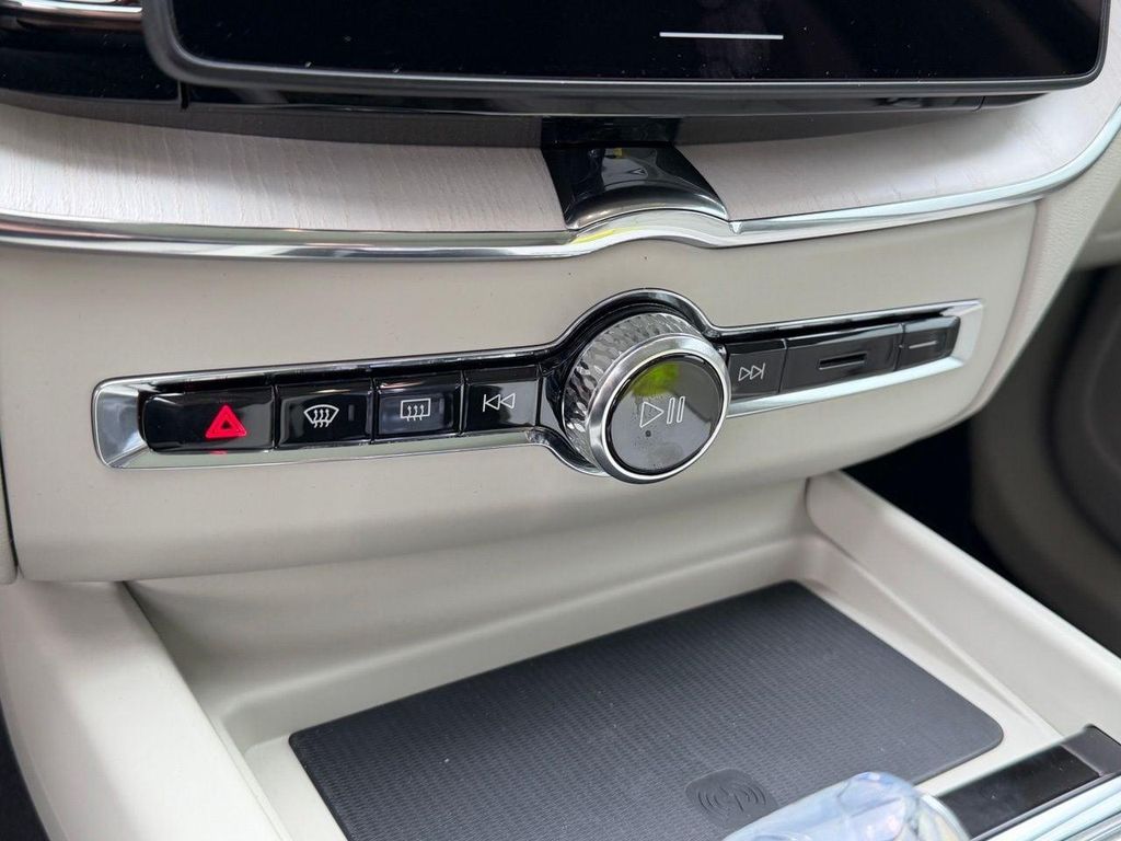 2026 Volvo XC60 B5 ULTRA 缩略图 15