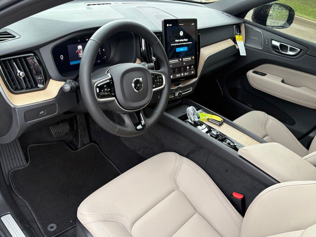 2026 Volvo XC60 B5 PLUS 缩略图 11