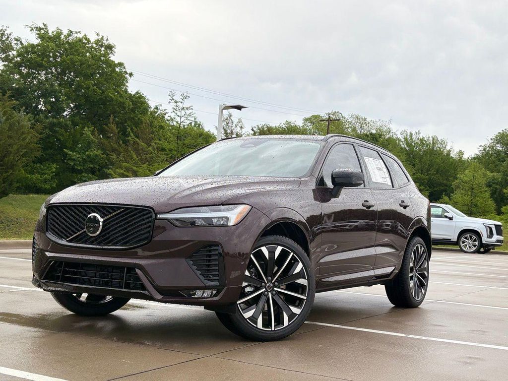 New 2026 Volvo XC60 B5 Ultra