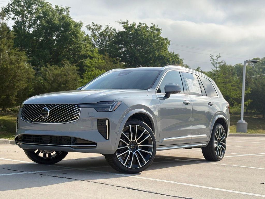 New 2026 Volvo XC90 B6 Plus 7-Seater