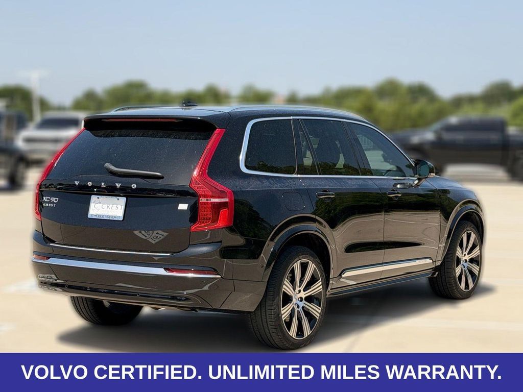 صورة 8 لـ 2023 Volvo XC90 RECHARGE PLUG-IN HYBRID T8 PLUS BRIGHT THEME