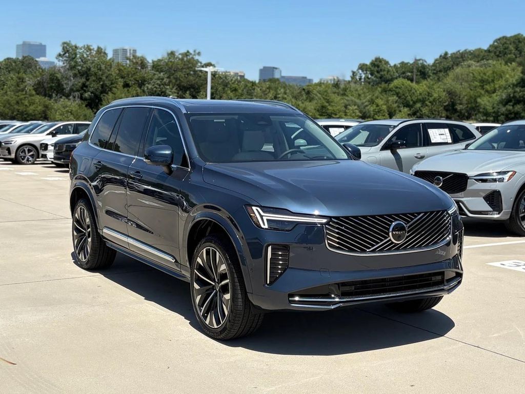 New 2026 Volvo XC90 B6 Ultra 7-Seater