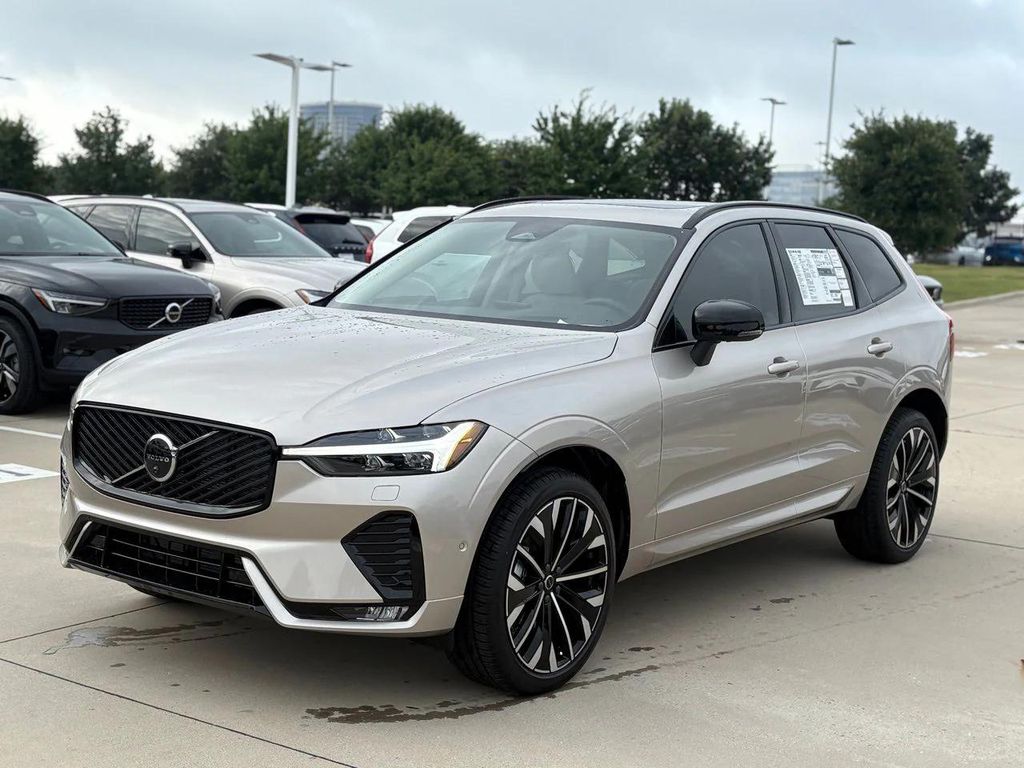 New 2026 Volvo XC60 B5 Ultra