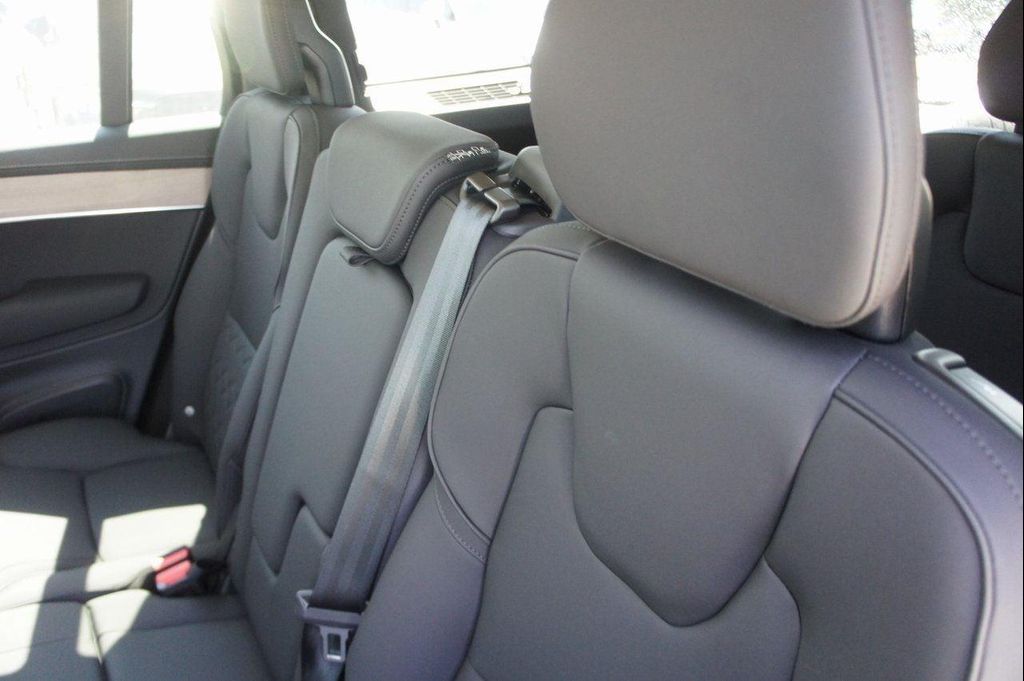 صورة مصغرة 22 لـ 2026 Volvo XC90 B6 PLUS 6-SEATER