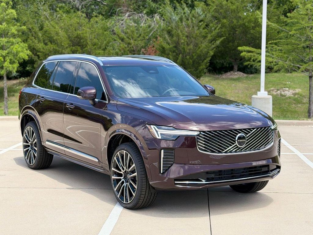 2026 Volvo XC90 B5 PLUS 7-SEATER — фото 3