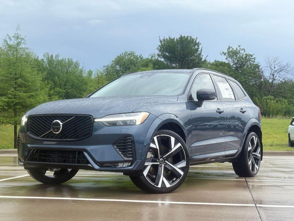 New 2026 Volvo XC60 B5 Ultra
