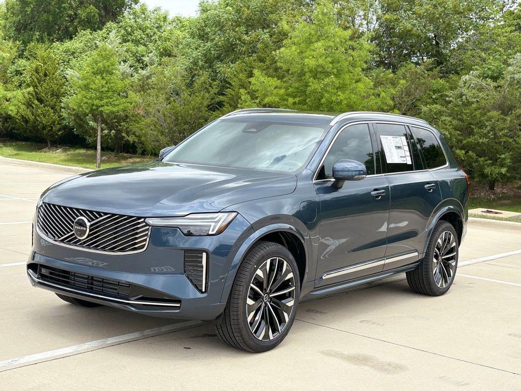 New 2026 Volvo XC90 Plug-In Hybrid T8 Ultra 7-Seater