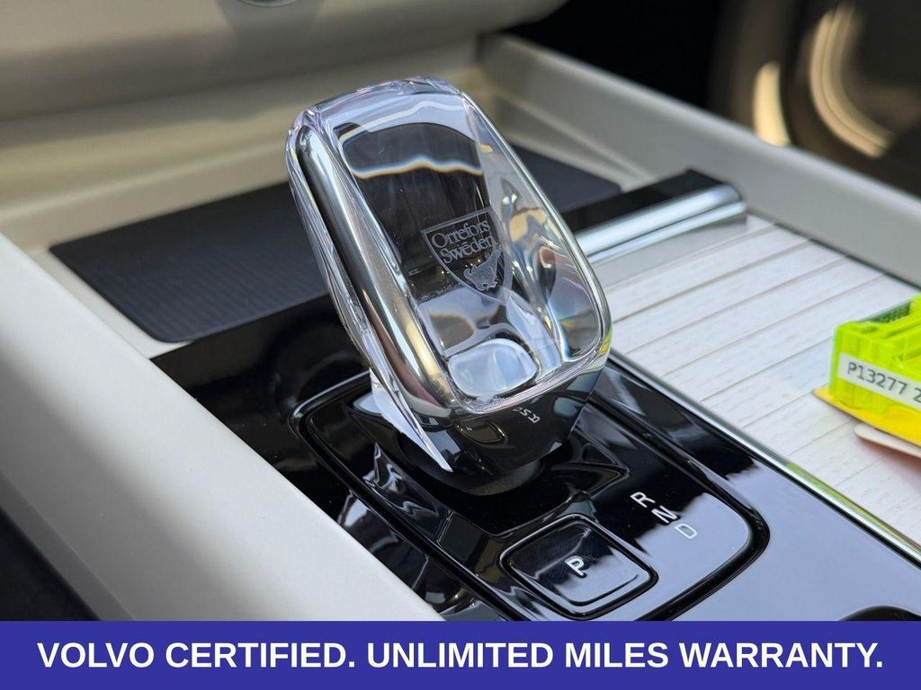 صورة مصغرة 20 لـ 2026 Volvo XC60 B5 ULTRA