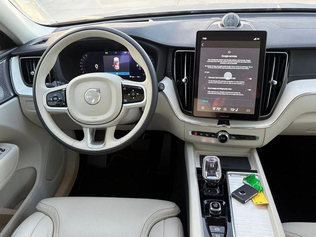 2026 Volvo XC60 B5 ULTRA 照片 10