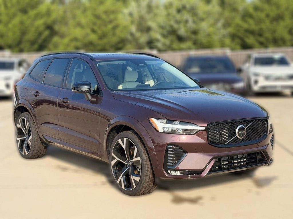 2026 Volvo XC60 B5 ULTRA — фото 2