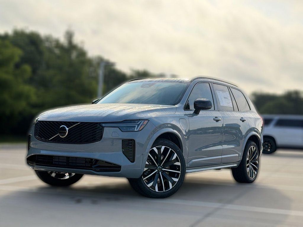 New 2026 Volvo XC90 Plug-In Hybrid T8 Ultra Dark Theme 7-Seater