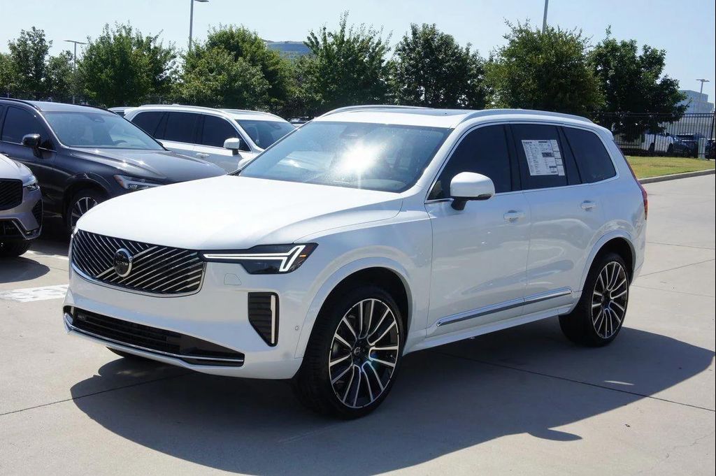 New 2026 Volvo XC90 B6 Plus 6-Seater