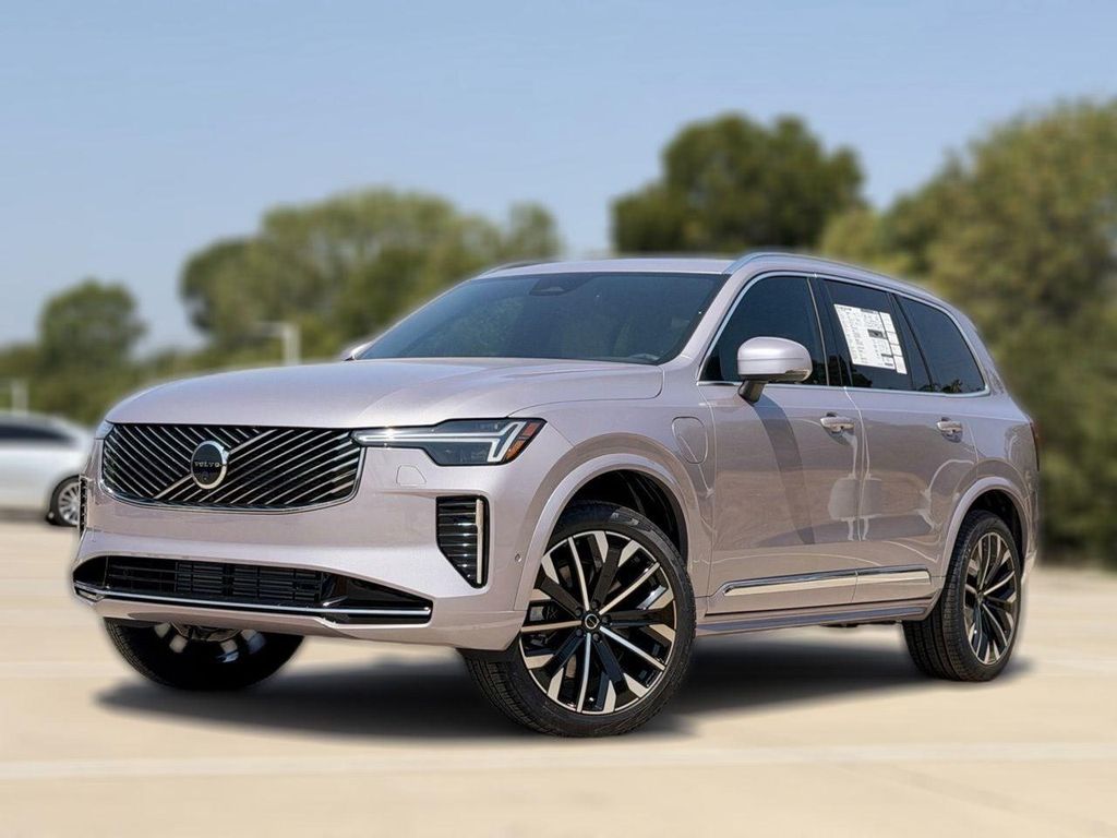 New 2026 Volvo XC90 Plug-In Hybrid T8 Plus 7-Seater
