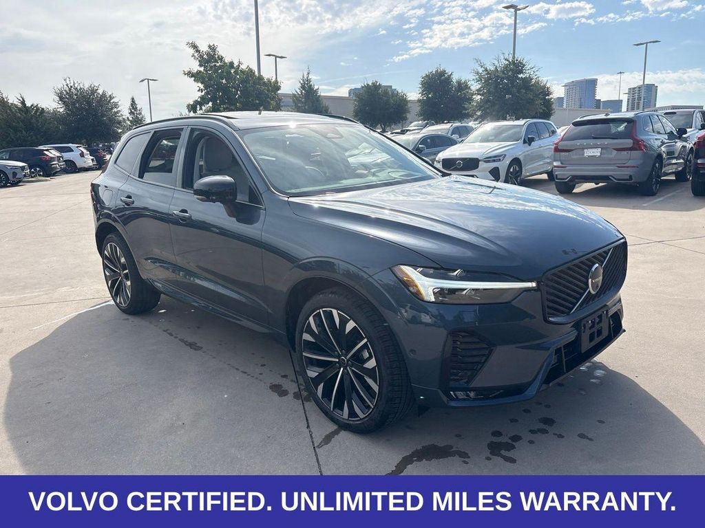 2026 Volvo XC60 B5 ULTRA 照片 2