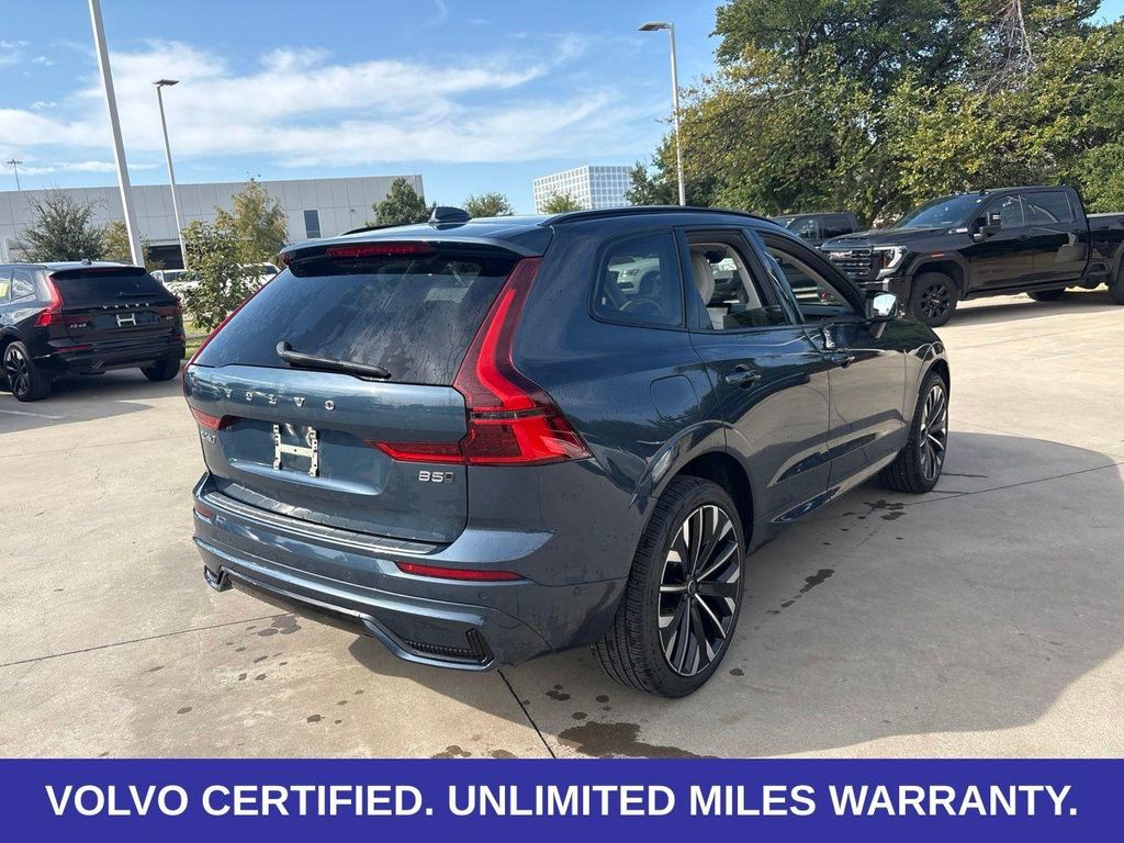 2026 Volvo XC60 B5 ULTRA 照片 4