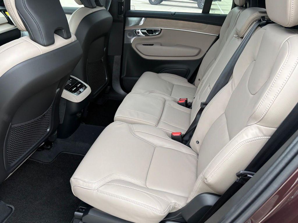 2026 Volvo XC90 B6 ULTRA DARK THEME 7-SEATER 缩略图 20