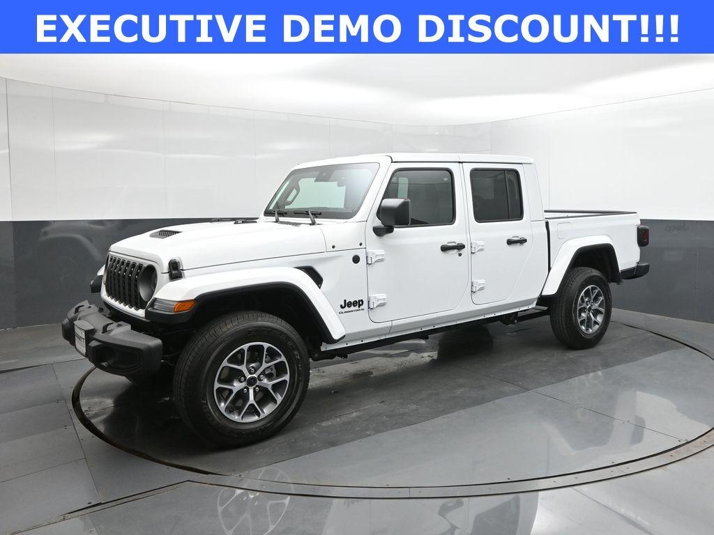 New 2025 Jeep Gladiator Sport