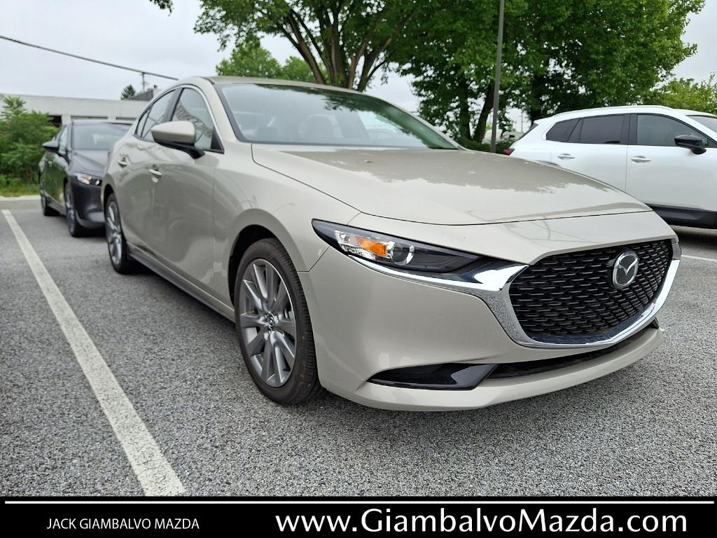 New 2026 Mazda Mazda3 FWD w/Preferred Package