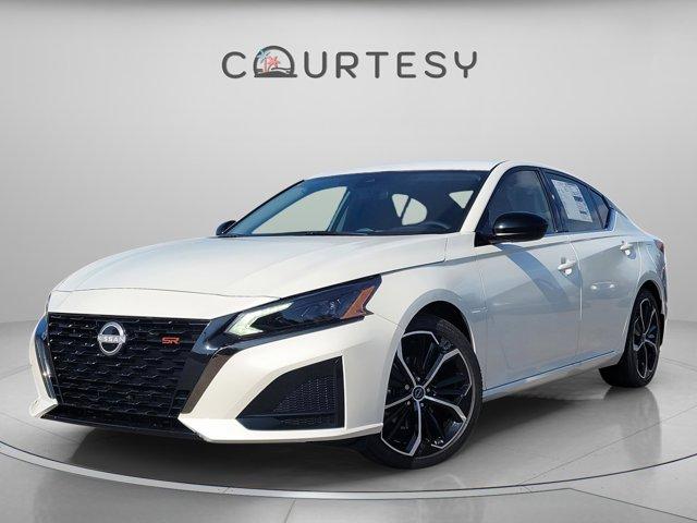 New 2025 Nissan Altima SR