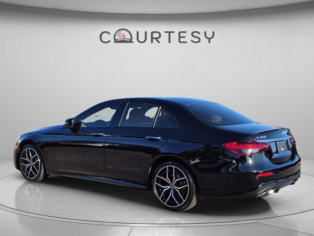 MERCEDES-BENZ E-CLASS - 3