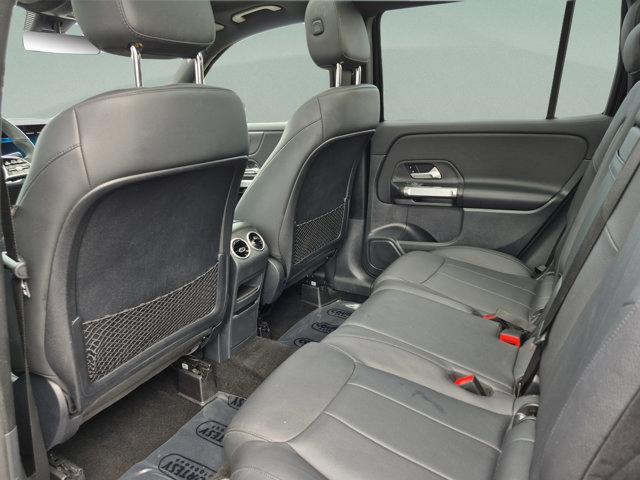 2023 Mercedes-BENZ GLB — миниатюра 17
