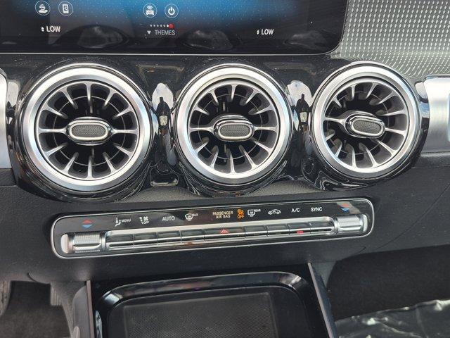صورة مصغرة 27 لـ 2023 Mercedes-BENZ GLB